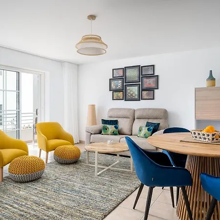 Unique Coastal De Apartamento