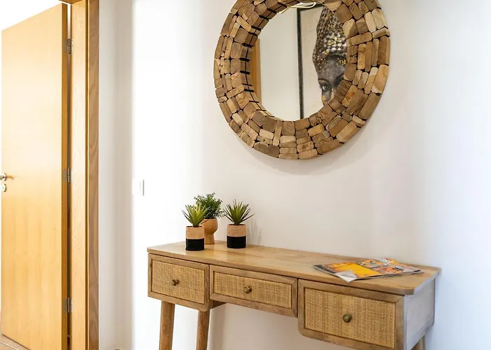 Unique Coastal De Apartament